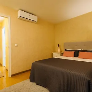 Pajaritos - Private Parking Included Apartment