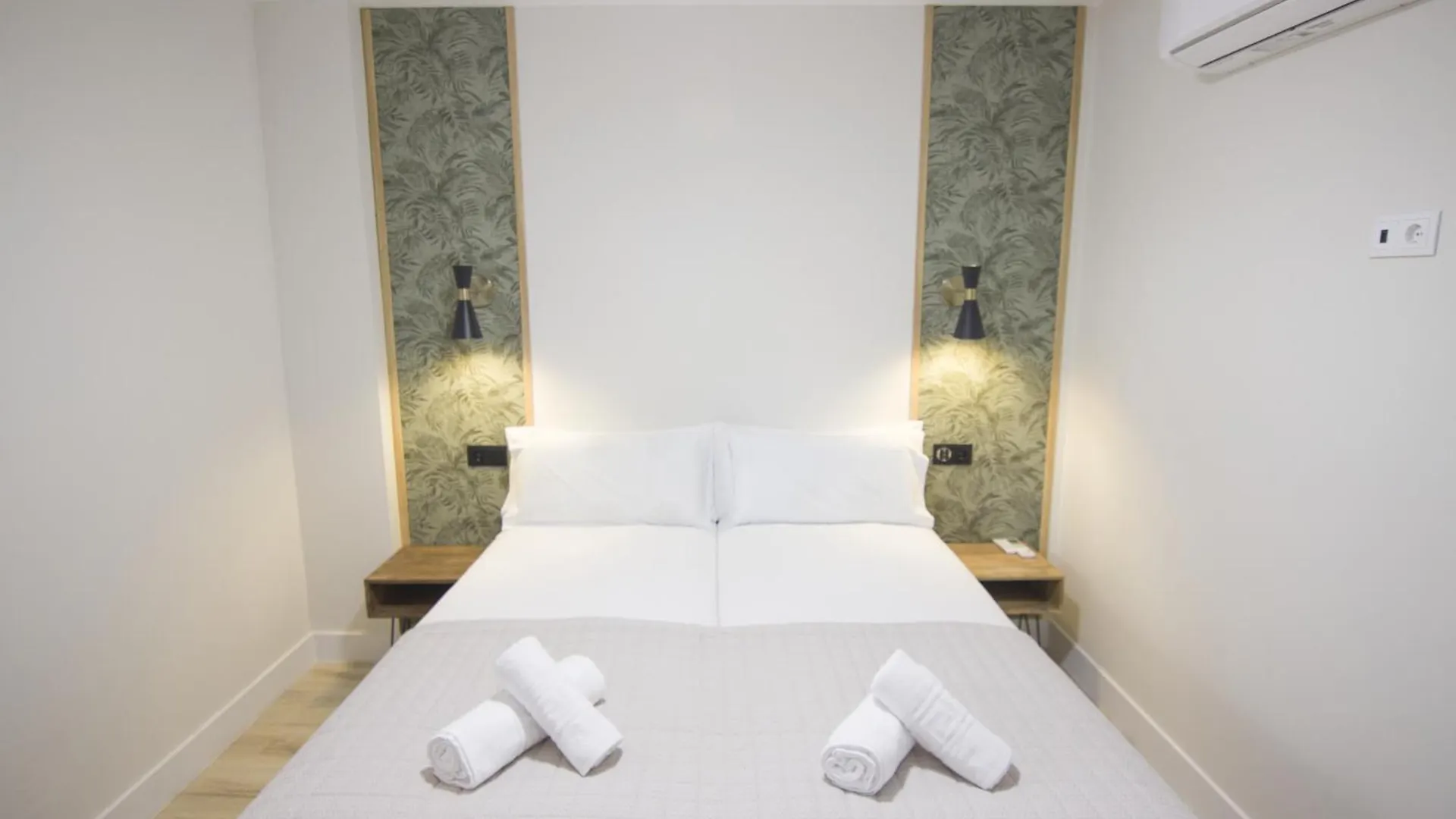 Rentalsevilla Avenida De La Borbolla II 0*, Sevilla İspanya